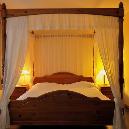 Izvora - Garden Retreat Szálloda 3*
