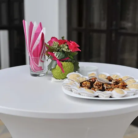 Hotel Izvora - Garden Retreat