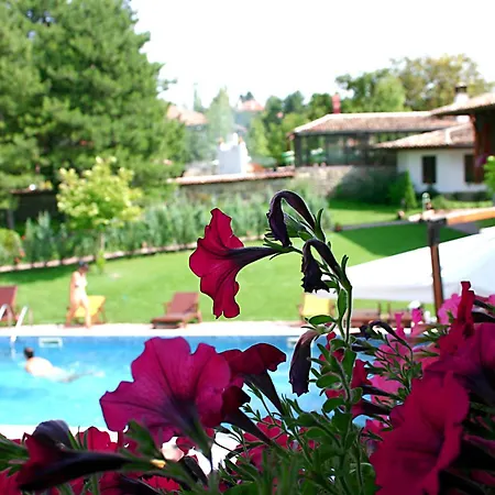 Izvora - Garden Retreat ارباناسي