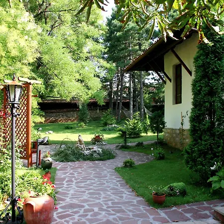 Izvora - Garden Retreat