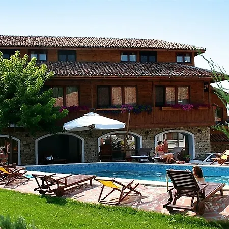 Izvora - Garden Retreat Szálloda