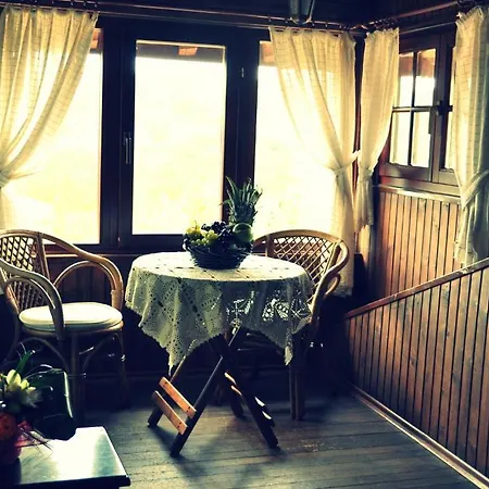 Izvora - Garden Retreat 3* Arbanaszi