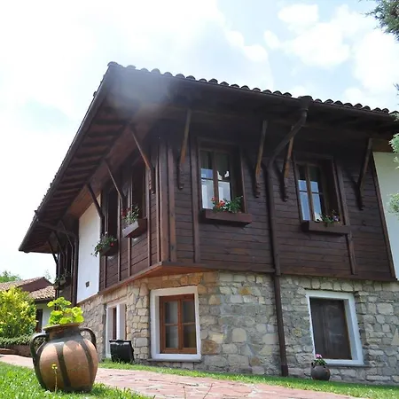 Izvora - Garden Retreat Szálloda