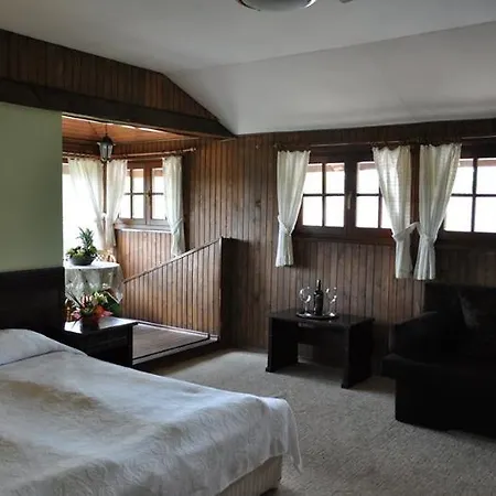 Izvora - Garden Retreat