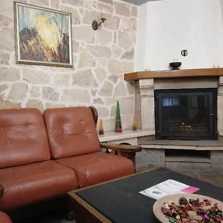Izvora - Garden Retreat Szálloda 3*