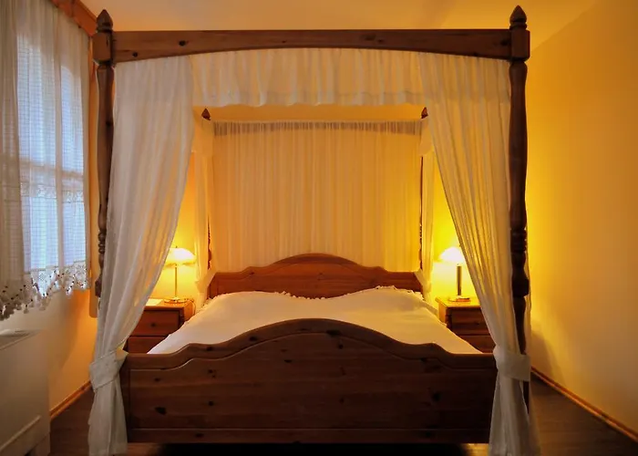 Izvora - Garden Retreat Отель 3*