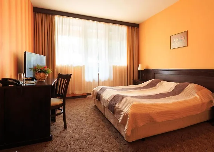 Отель Izvora - Garden Retreat Арбанаси