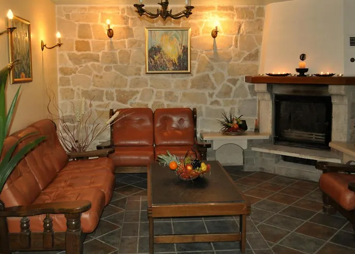 Отель Izvora - Garden Retreat 3*