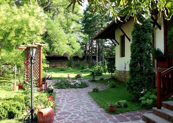 Izvora - Garden Retreat