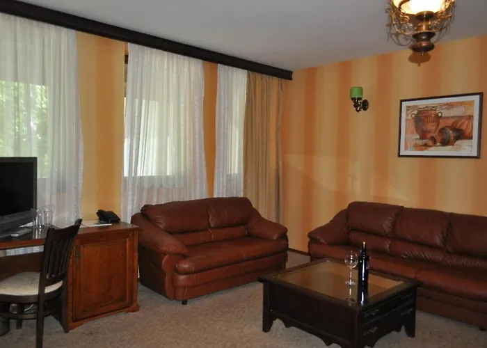 Отель Izvora - Garden Retreat Арбанаси