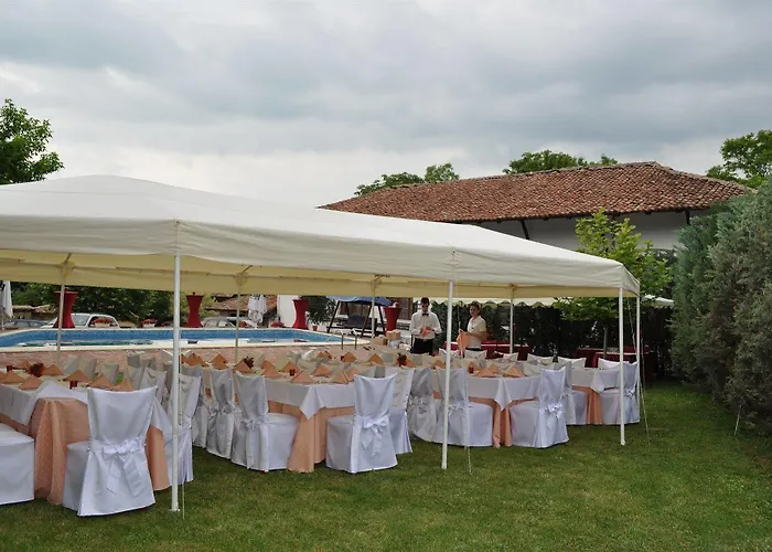 Izvora - Garden Retreat Арбанаси