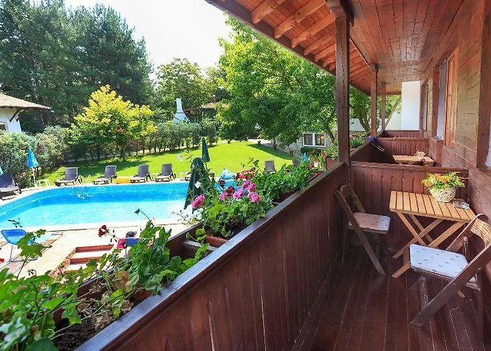 Izvora - Garden Retreat Arbanasi